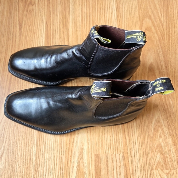 R.M. Williams Comfort Craftsman Men's Black Yearling Leather Ankle Boots Sz US 8 - Picture 7 of 16